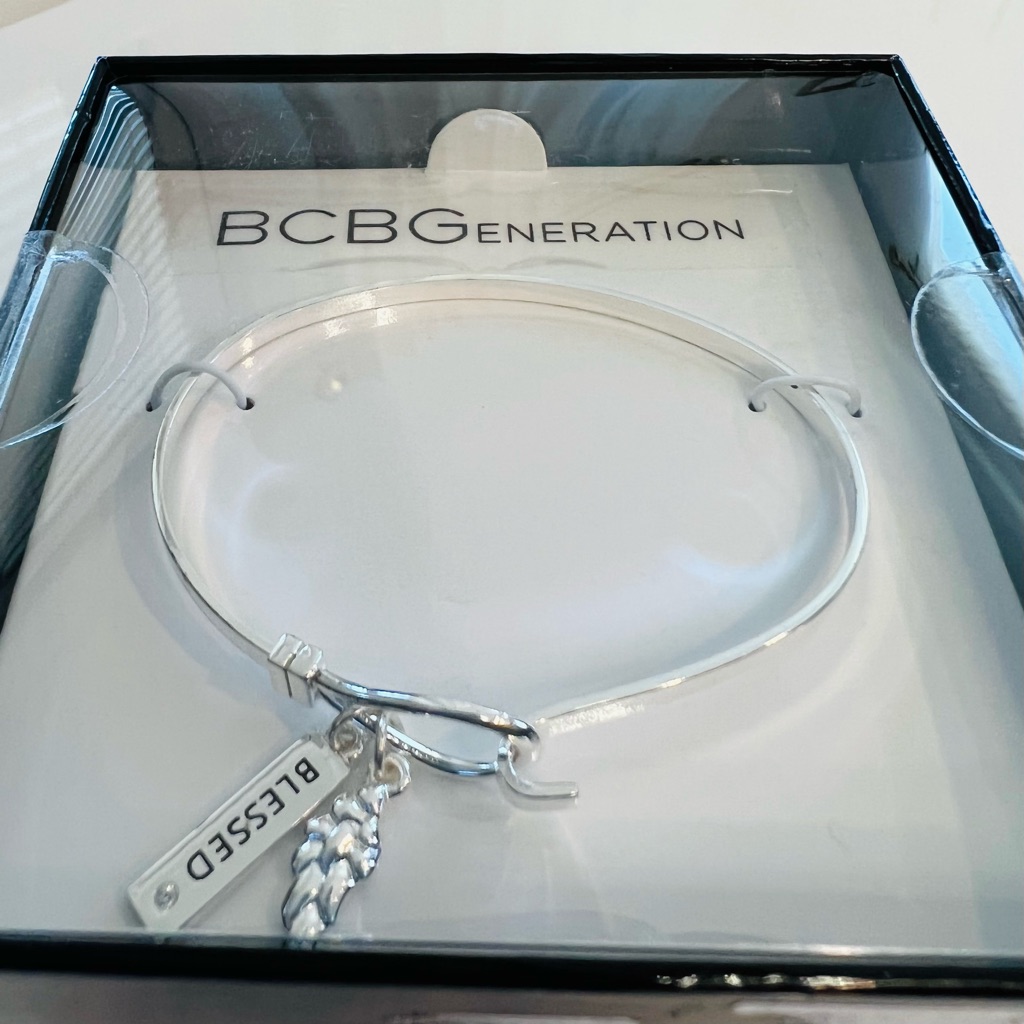 Bcbgeneration Charm Bracelet 15$